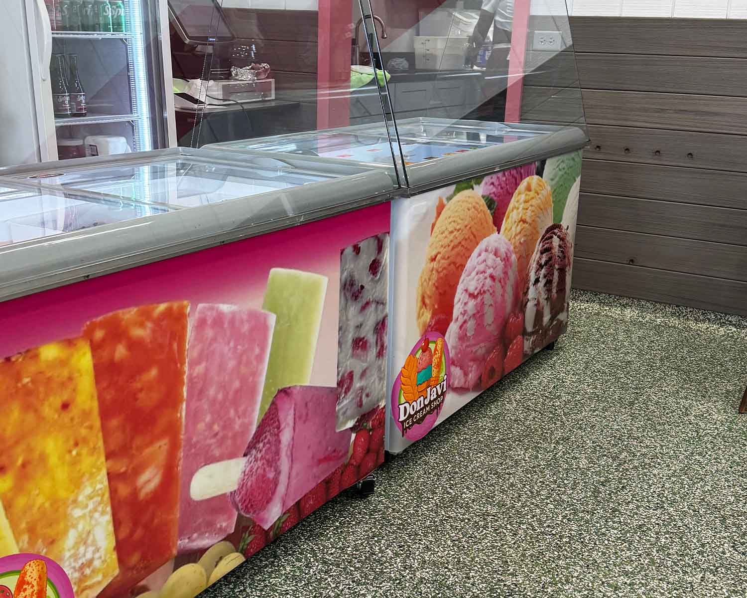 Don Javi Ice Cream Shop_Gallery_04